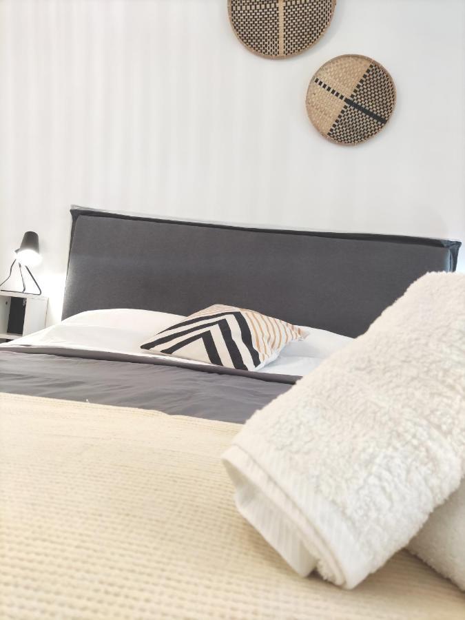 Апартаменты Homdwell Fine Living 2 Эрмуполис Экстерьер фото